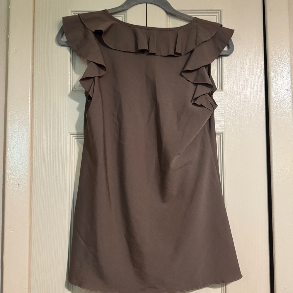 Banana Republic Brown Ruffled Sleeveless Blouse - Picture 2 of 3